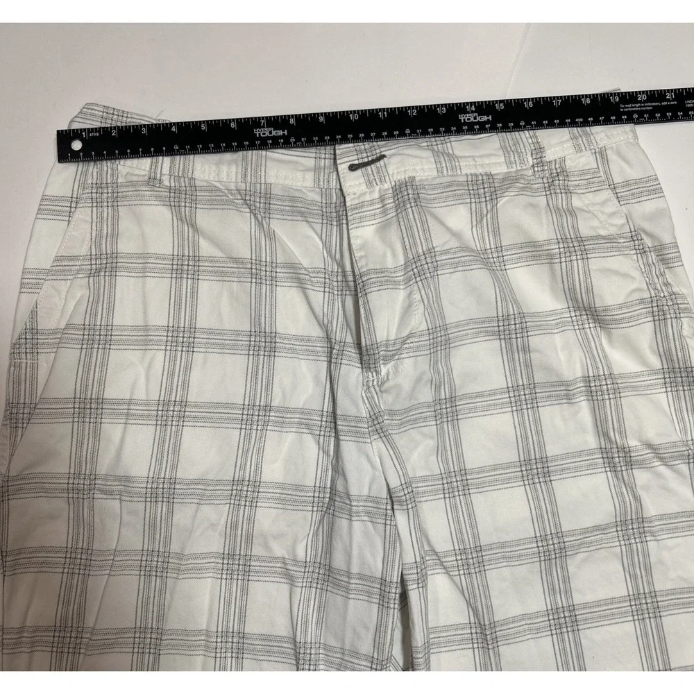 OP Ocean Pacific Shorts Men's 42 White & Gray Plaid 100% Cotton Preppy, Vintage - Picture 3 of 7